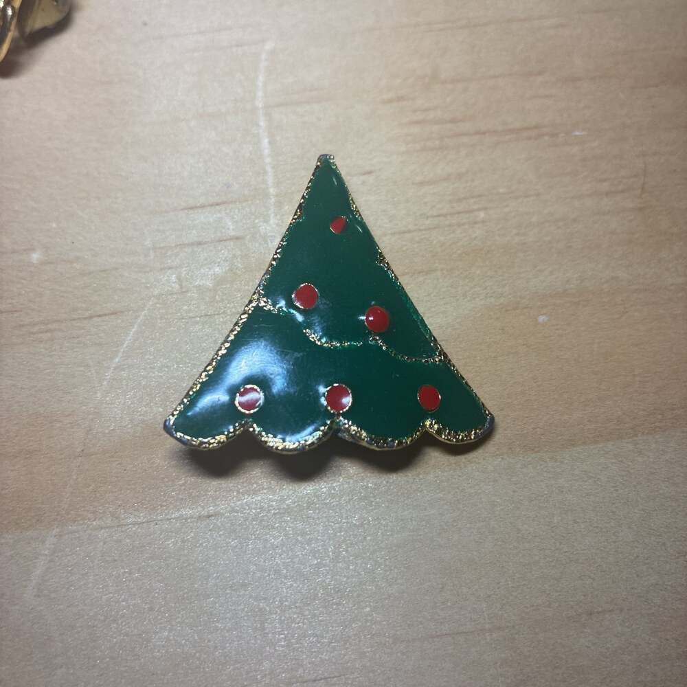Vintage Beatrix Christmas Tree Brooch Green Enamel Red Rhinestones Gold Tone Pin
